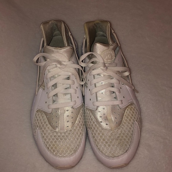 Other - Nike Air Huarache